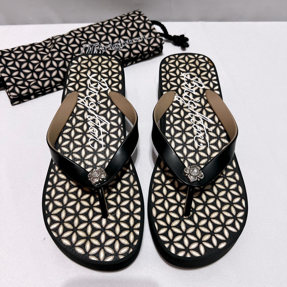 NWOT Brighton Flip Flops